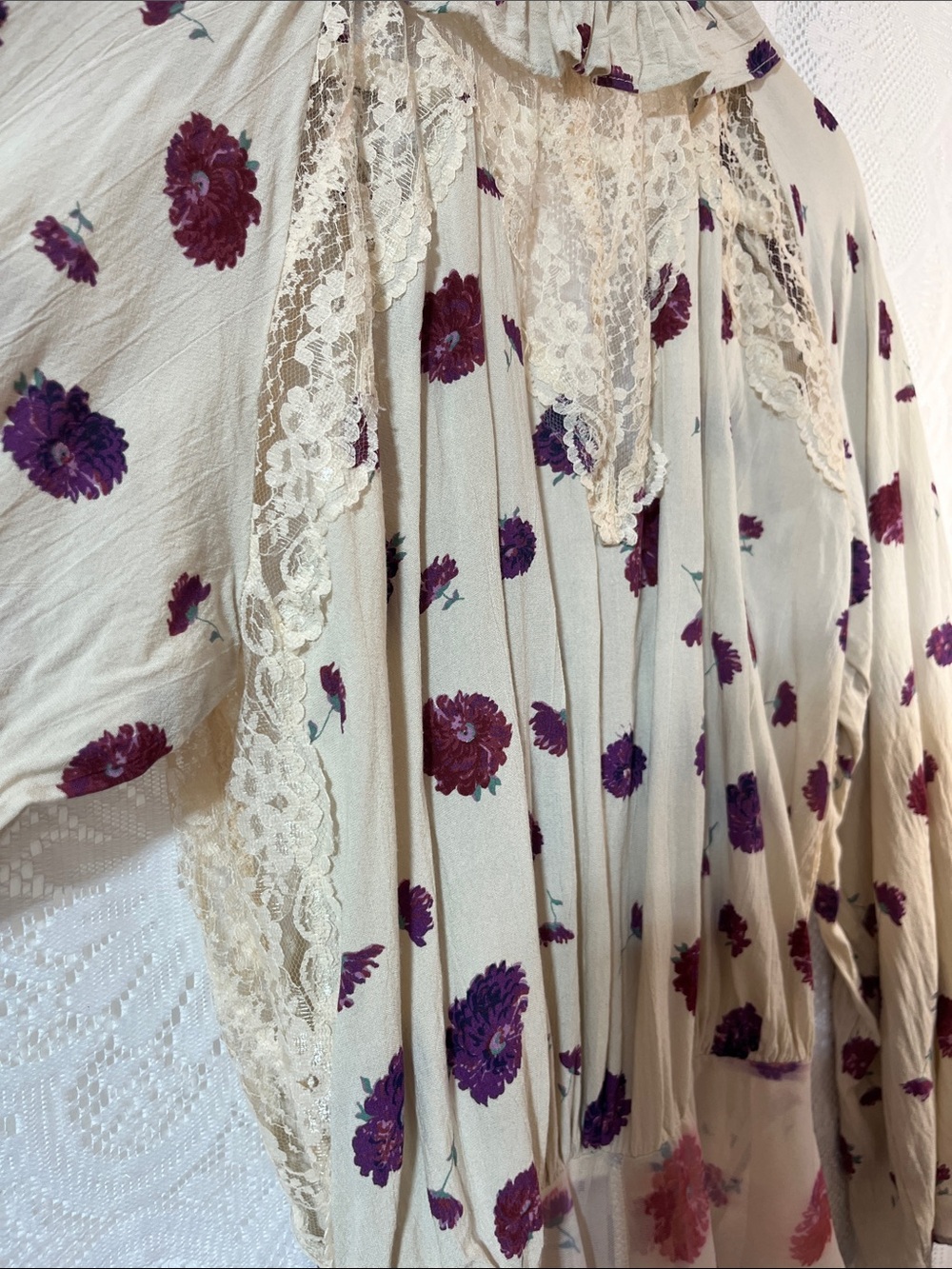 Free People Intimately Floral Ruffled Bodysuit with Ruffles and Lace Trim M - Picture 6 of 8
